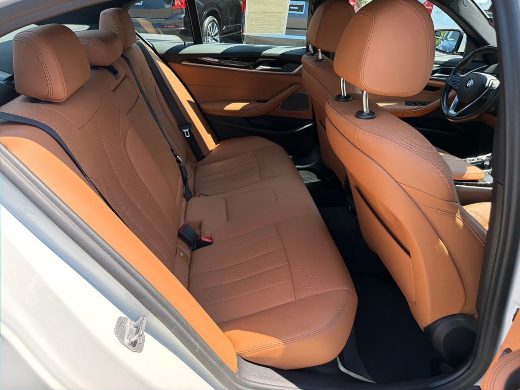 2021 BMW 5 Series 530i