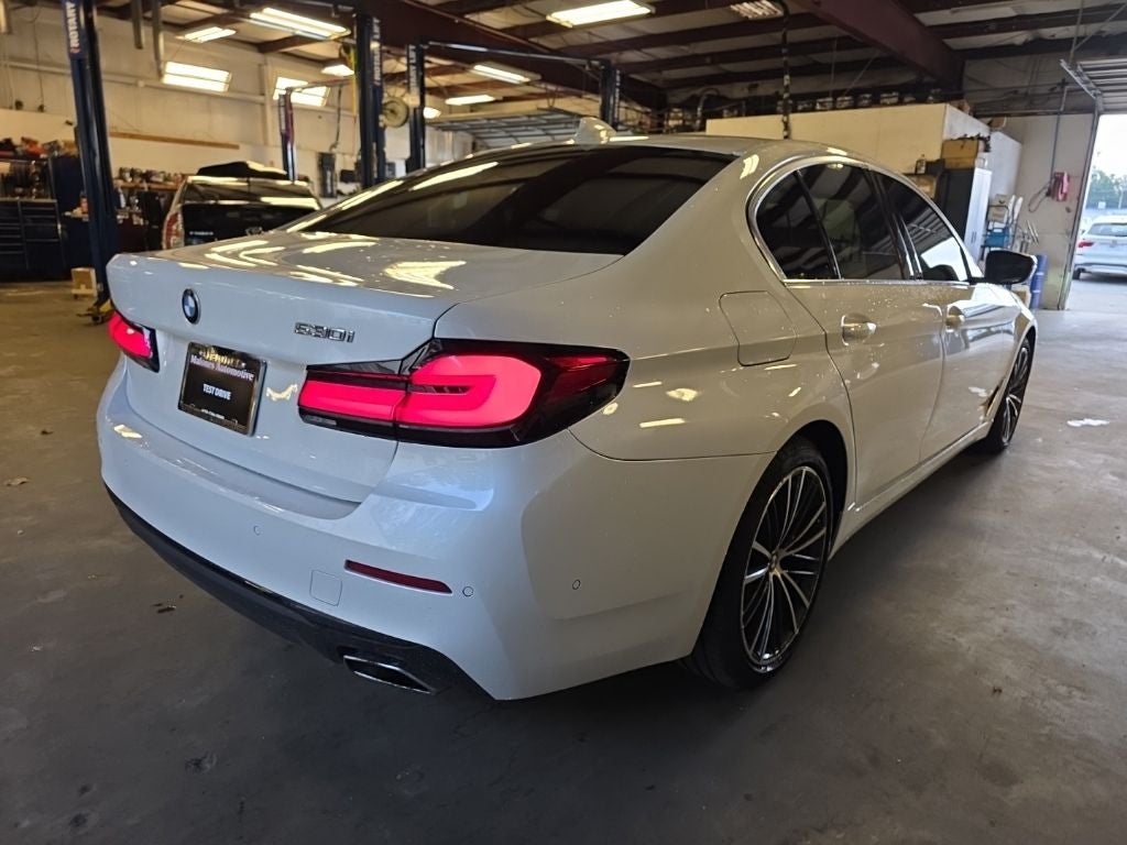 2021 BMW 5 Series 530i