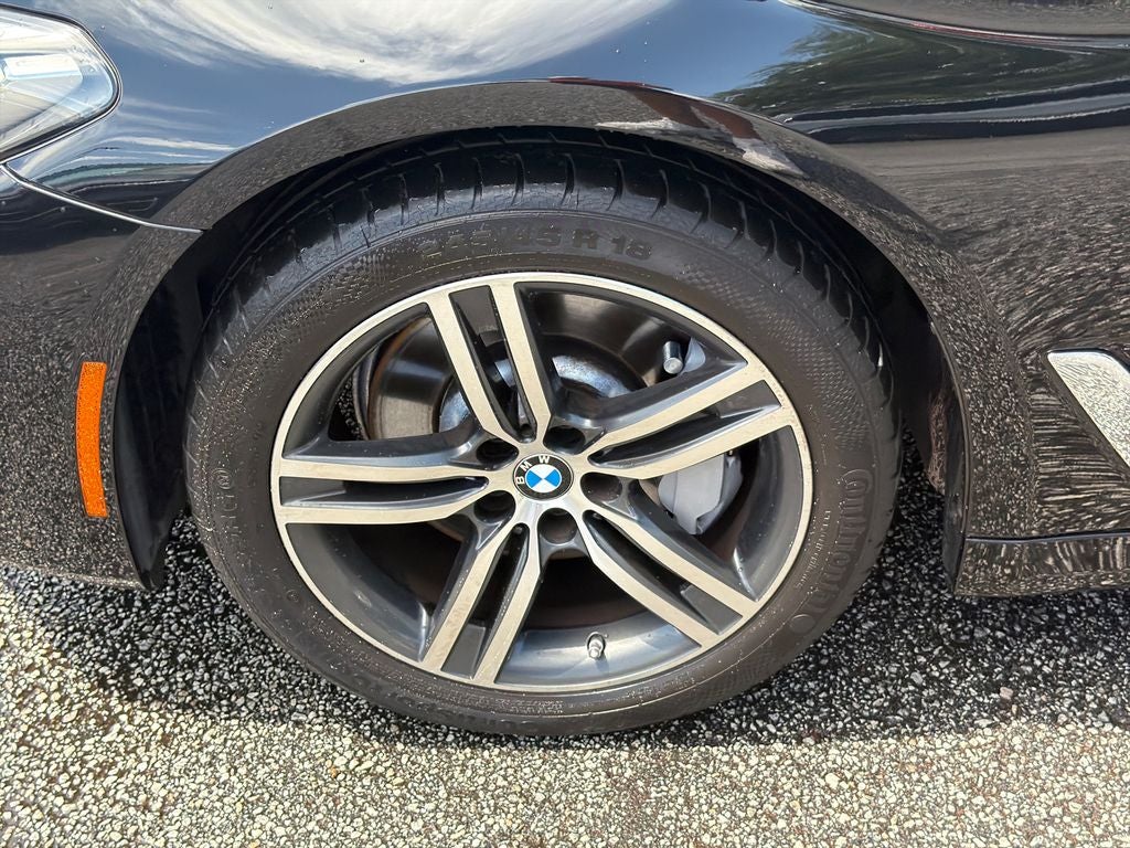 2022 BMW 5 Series 530i
