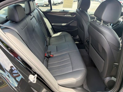2022 BMW 5 Series 530i