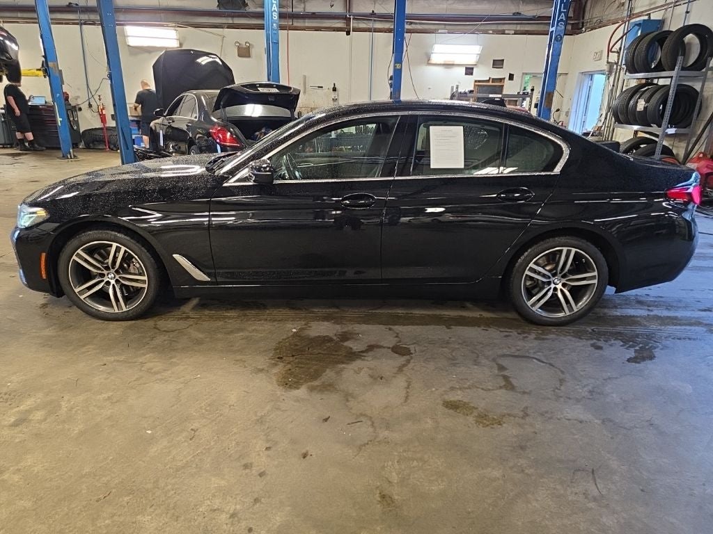 2022 BMW 5 Series 530i