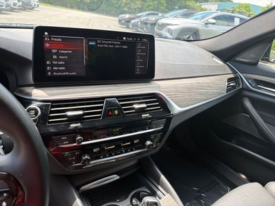 2022 BMW 5 Series 530i