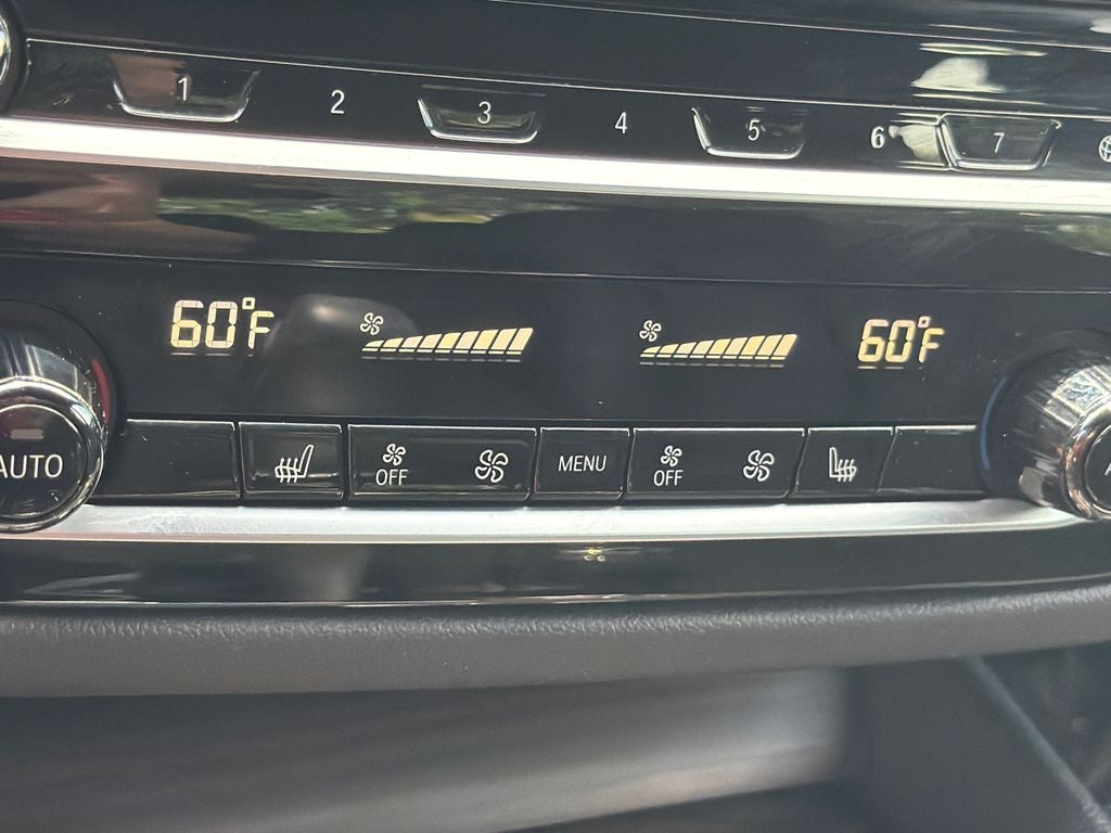 2022 BMW 5 Series 530i