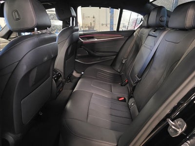 2022 BMW 5 Series 530i