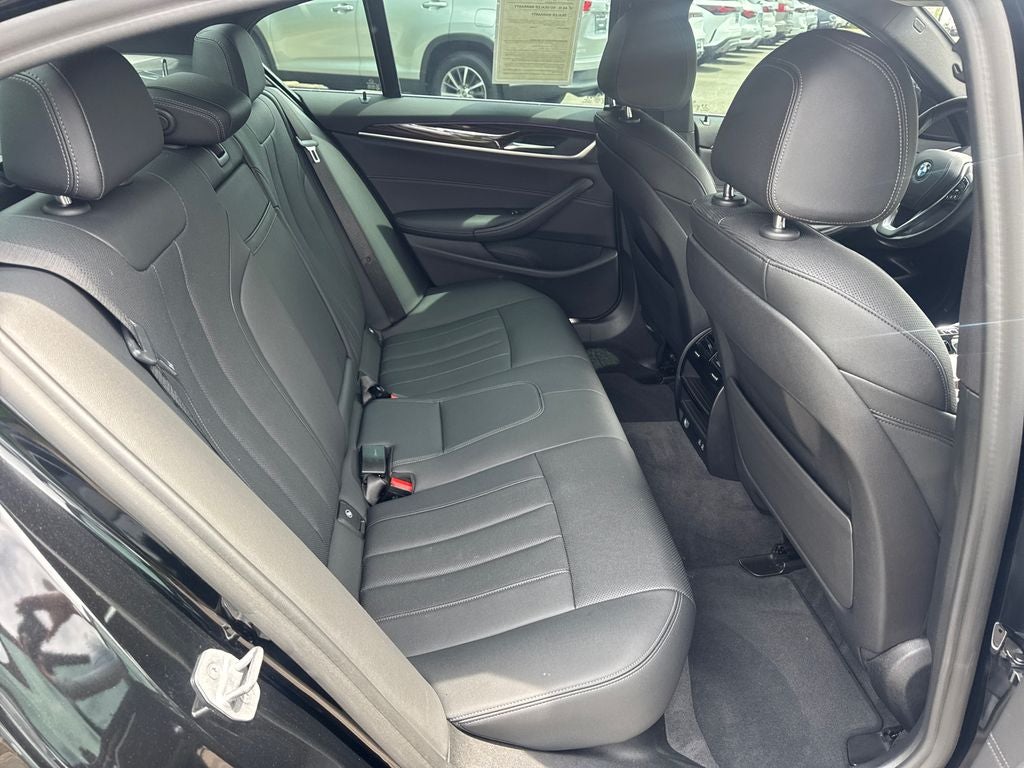 2021 BMW 5 Series 540i