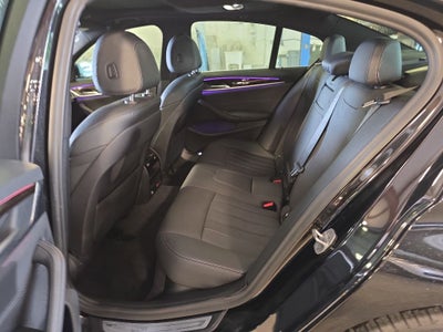 2021 BMW 5 Series 540i
