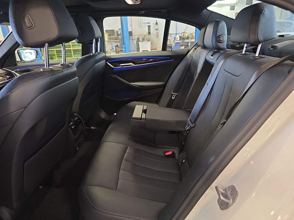 2021 BMW 5 Series 540i