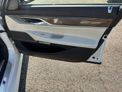 2018 BMW 7 Series 750i