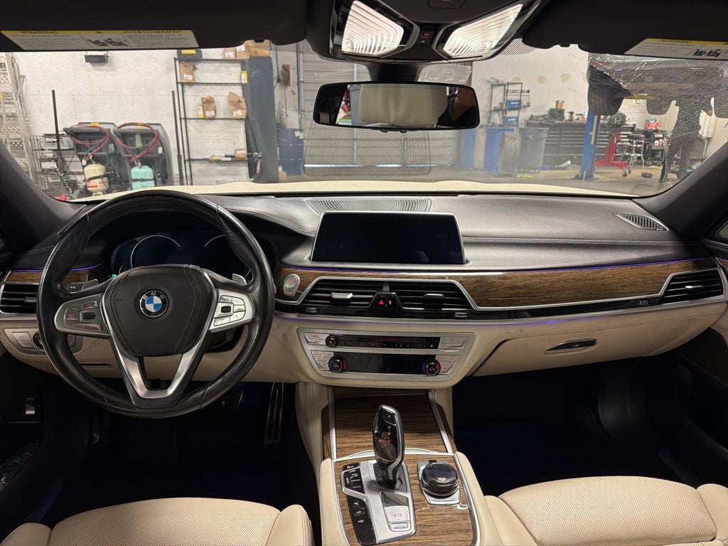2018 BMW 7 Series 750i