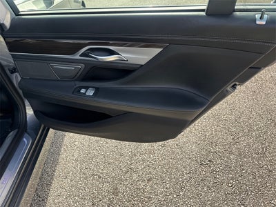 2018 BMW 7 Series 750i xDrive