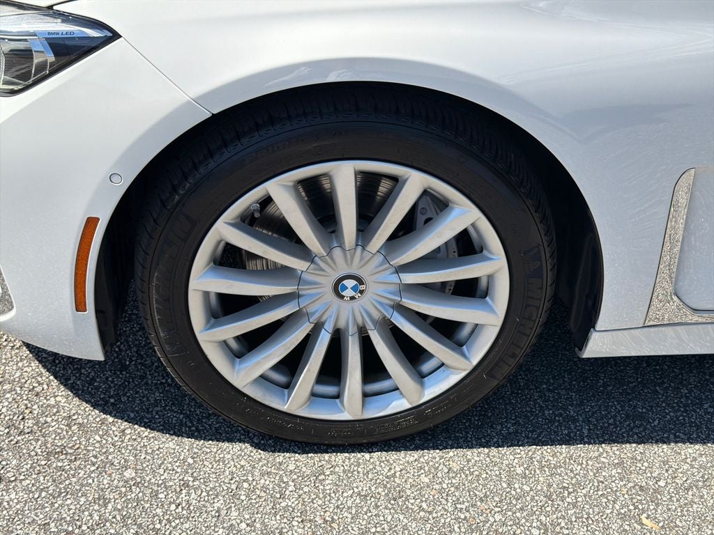 2022 BMW 7 Series 740i