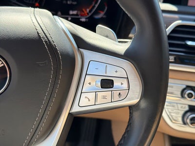 2022 BMW 7 Series 740i