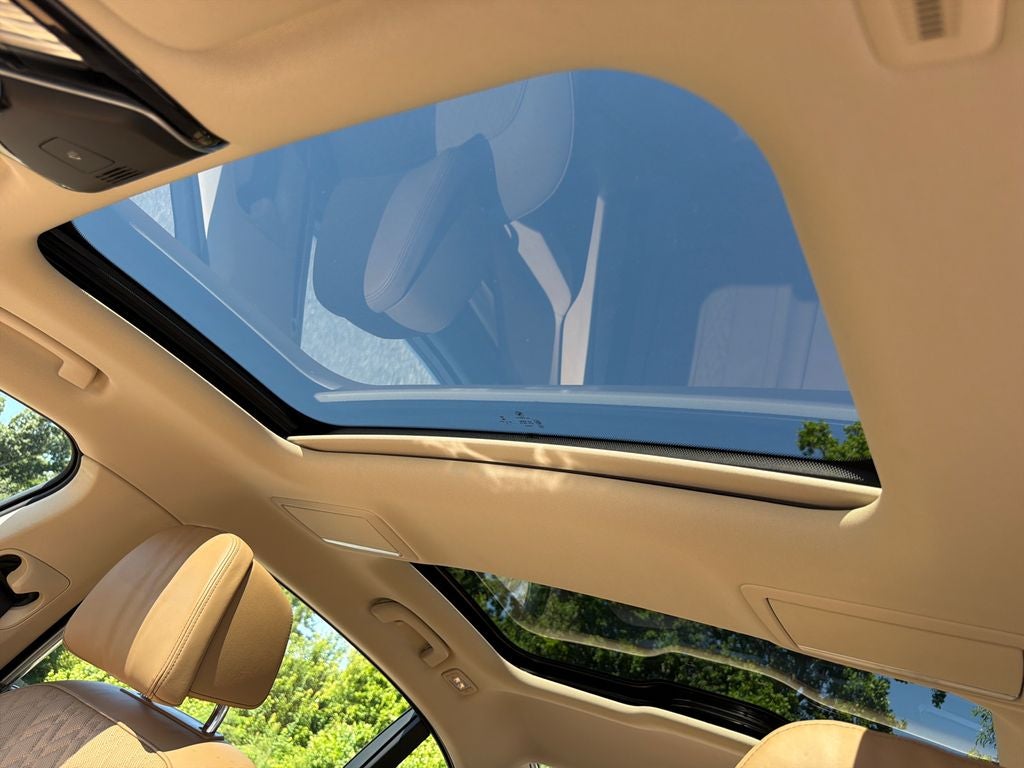 2022 BMW 7 Series 740i