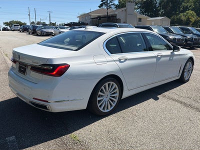 2022 BMW 7 Series 740i