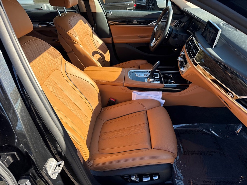 2022 BMW 7 Series 740i xDrive