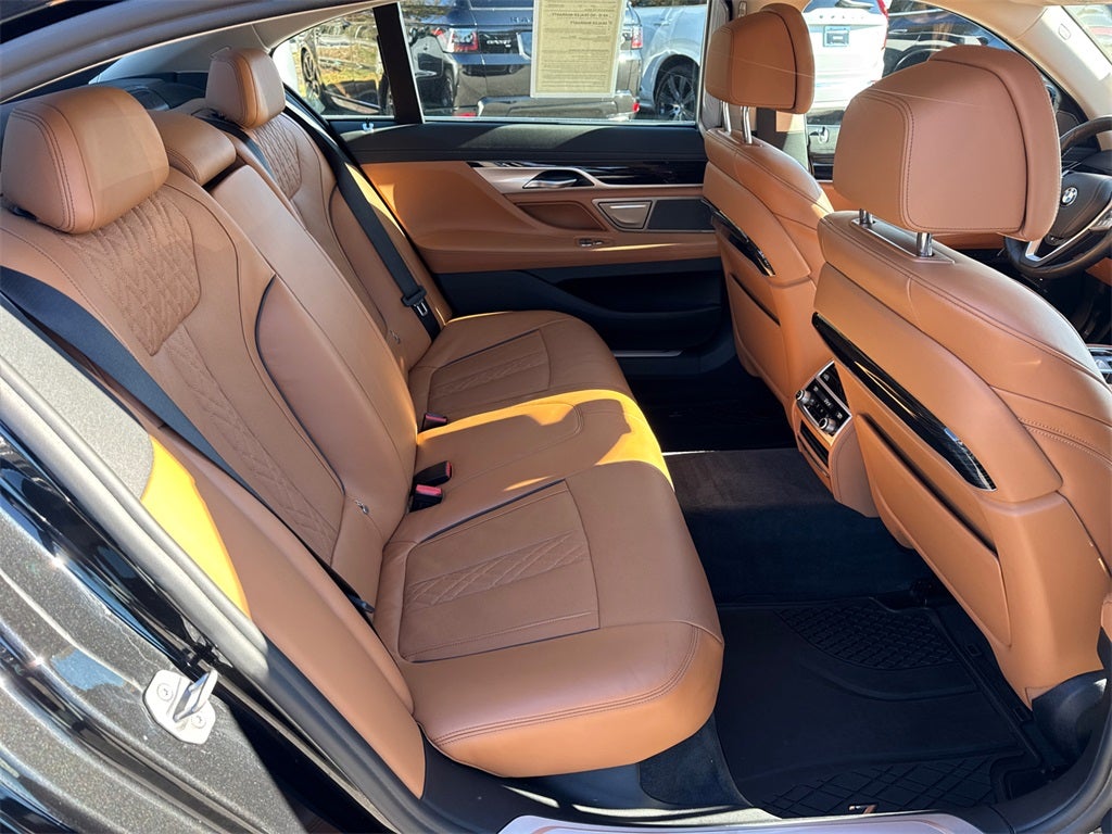 2022 BMW 7 Series 740i xDrive