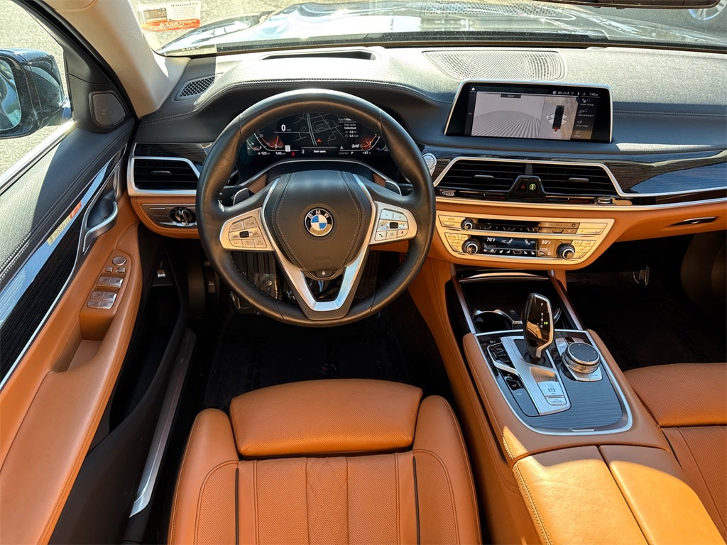 2022 BMW 7 Series 740i xDrive
