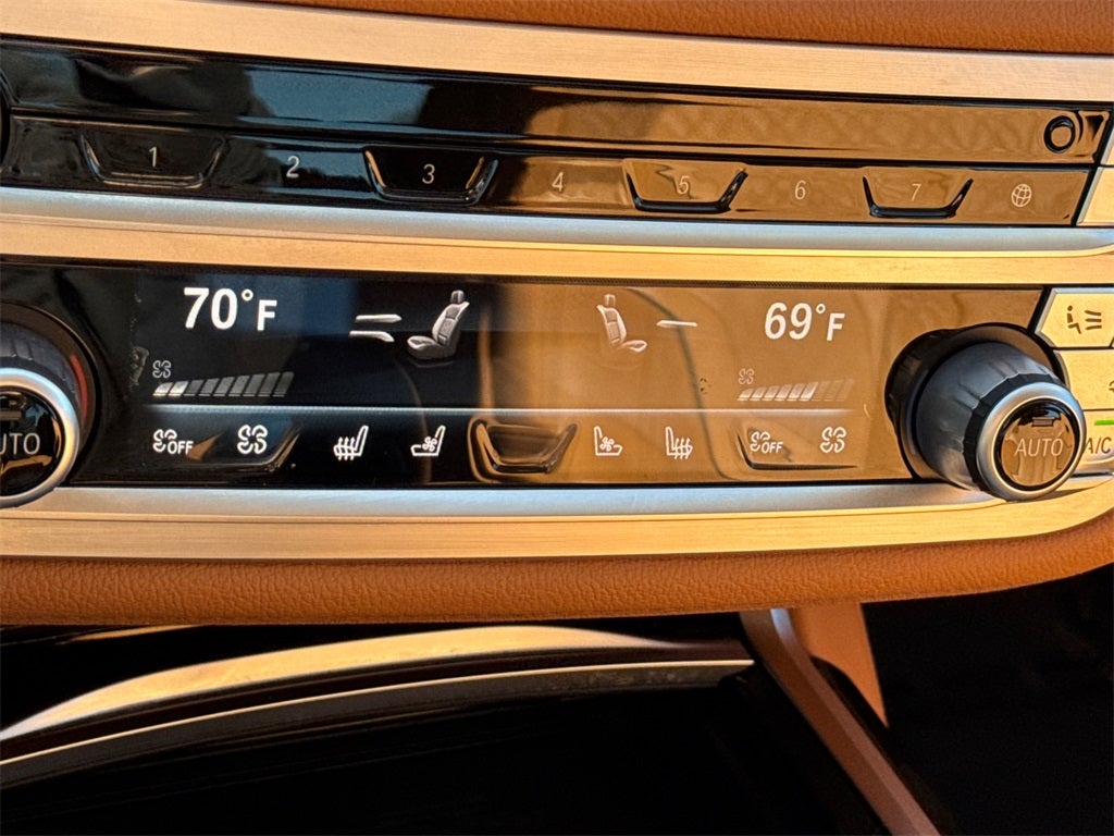 2022 BMW 7 Series 740i xDrive