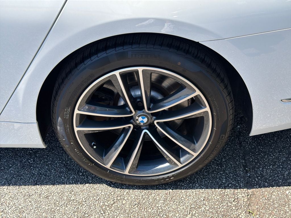 2022 BMW 7 Series 750i xDrive