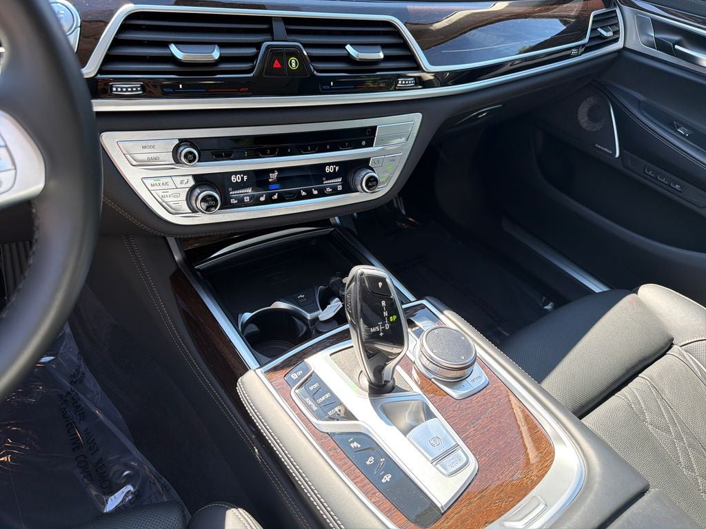 2022 BMW 7 Series 750i xDrive