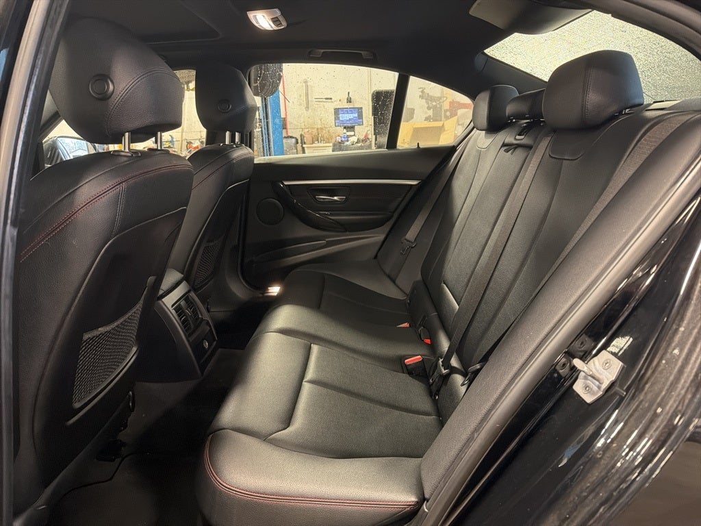 2018 BMW 3 Series 330i