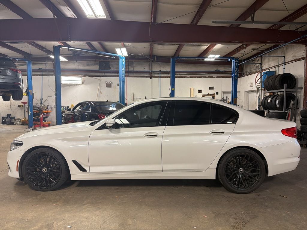 2017 BMW 5 Series 540i