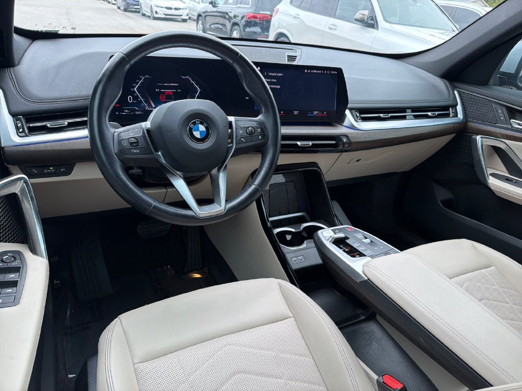 2023 BMW X1 xDrive28i SE *M 19 XLINE PANO AC