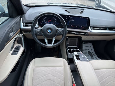 2023 BMW X1 xDrive28i SE *M 19 XLINE PANO AC