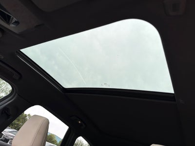 2023 BMW X1 xDrive28i SE *M 19 XLINE PANO AC