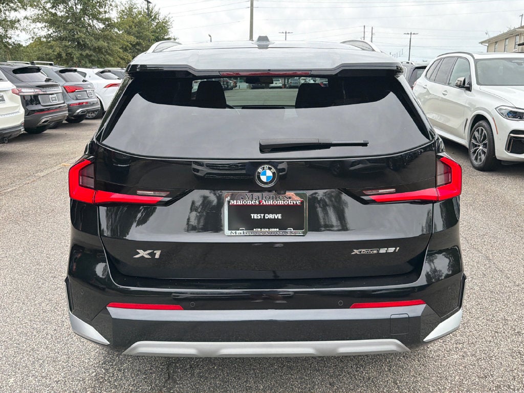 2023 BMW X1 xDrive28i SE *M 19 XLINE PANO AC