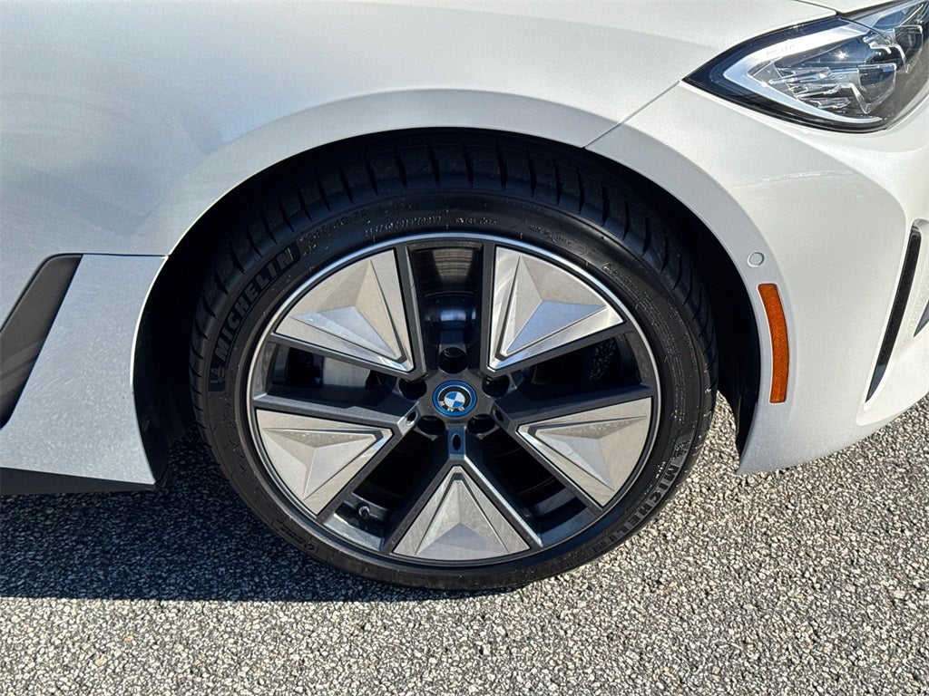 2023 BMW i4 eDrive35