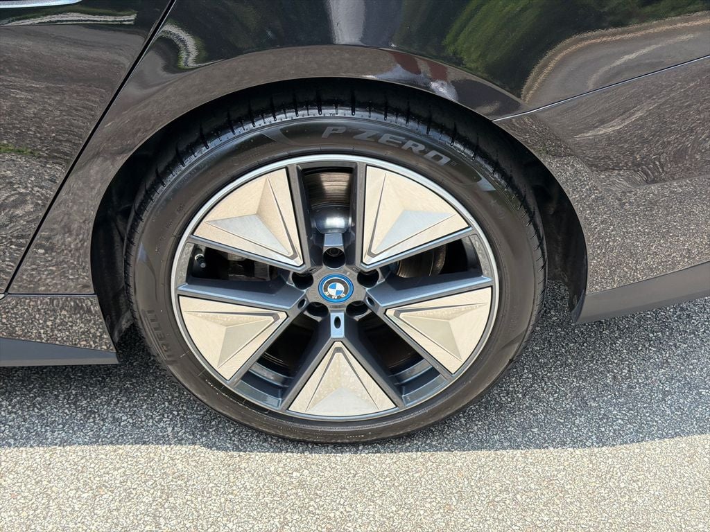2023 BMW i4 eDrive40