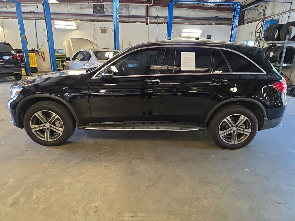 2017 Mercedes-Benz GLC GLC 300
