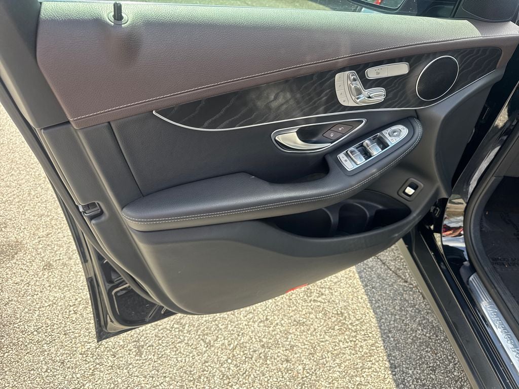 2018 Mercedes-Benz GLC GLC 300