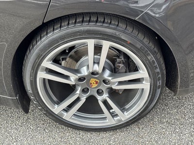 2016 Porsche Panamera 4