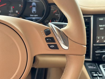 2016 Porsche Panamera 4