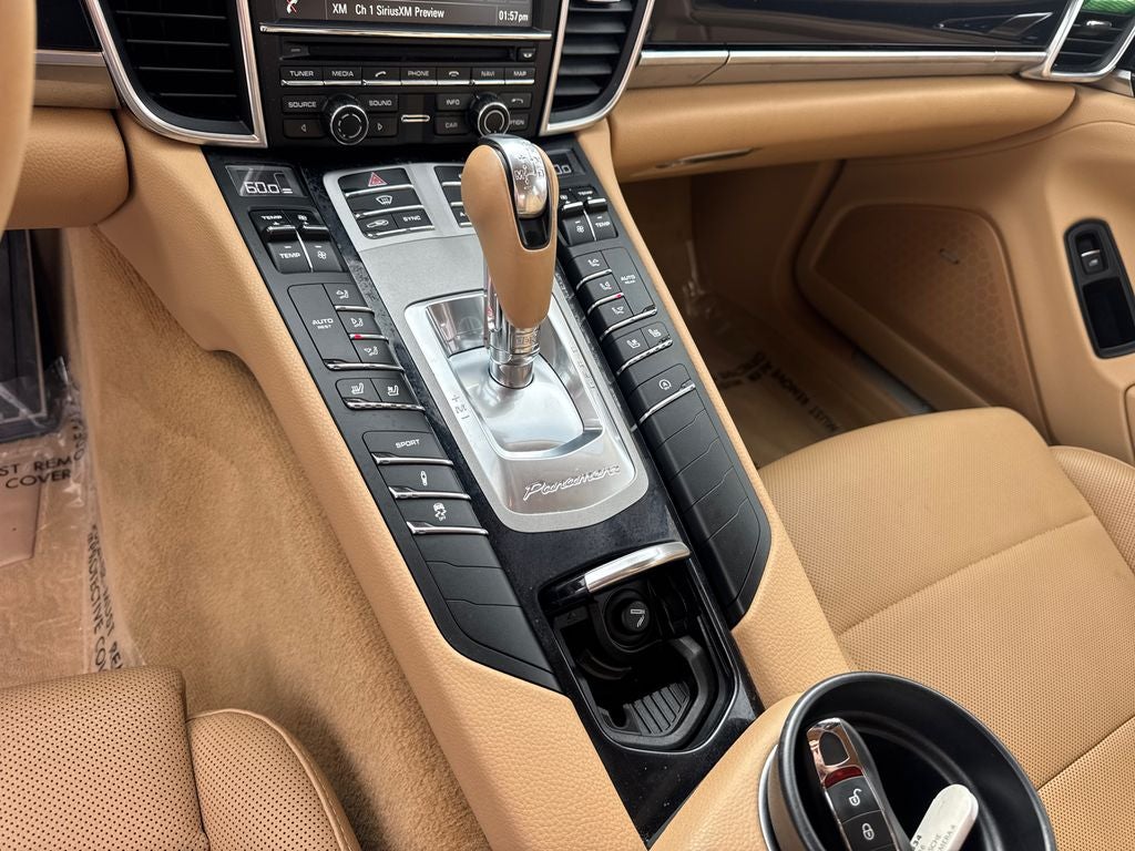 2016 Porsche Panamera 4