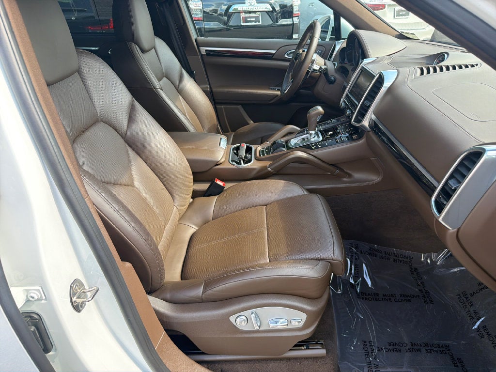 2016 Porsche Cayenne Base SE 18 PREM+ LP TH BS