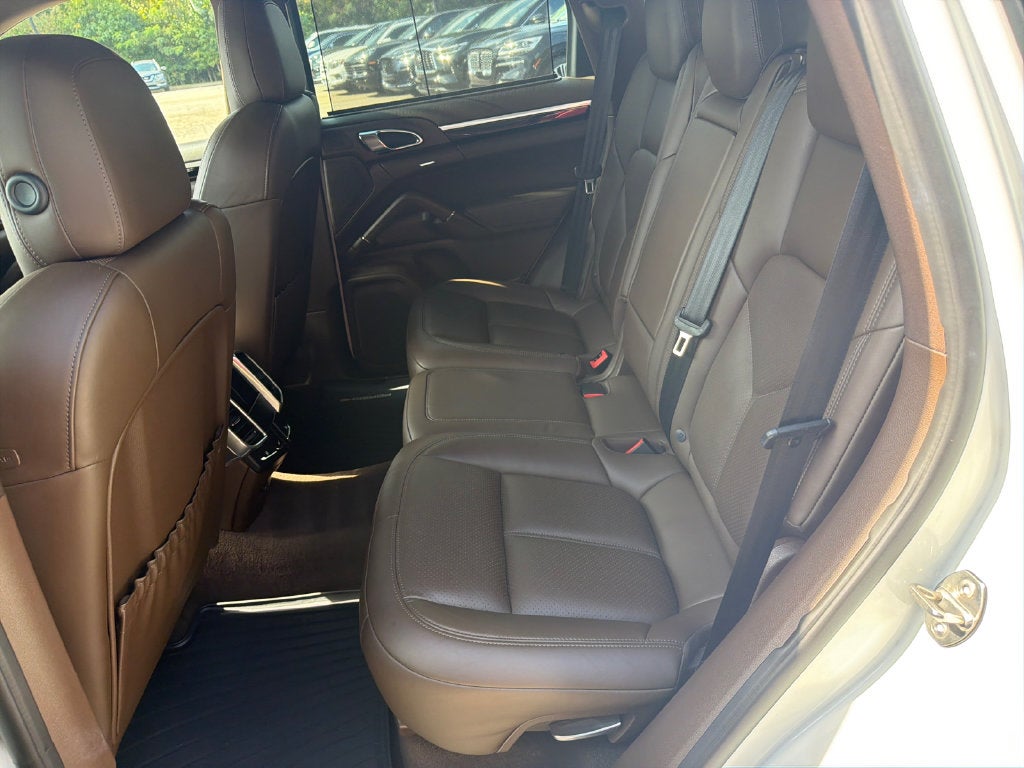 2016 Porsche Cayenne Base SE 18 PREM+ LP TH BS