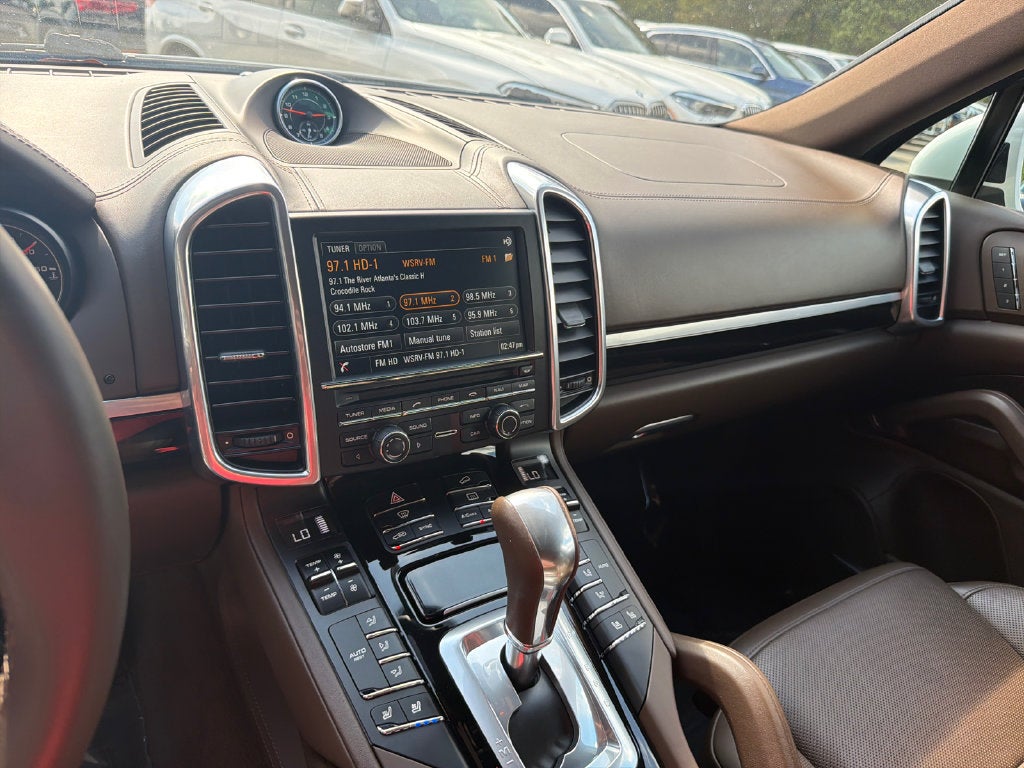 2016 Porsche Cayenne Base SE 18 PREM+ LP TH BS