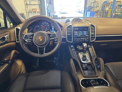 2016 Porsche Cayenne AWD 4dr
