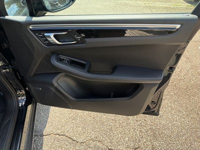 2018 Porsche Macan AWD