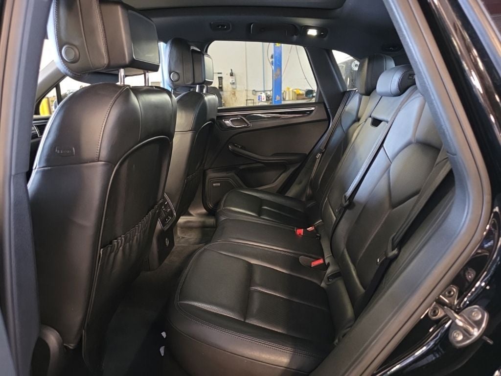 2018 Porsche Macan AWD