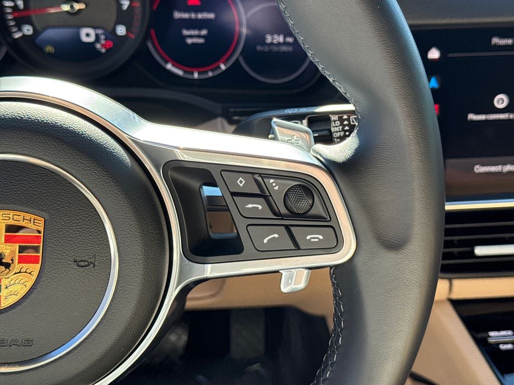 2023 Porsche Cayenne Base