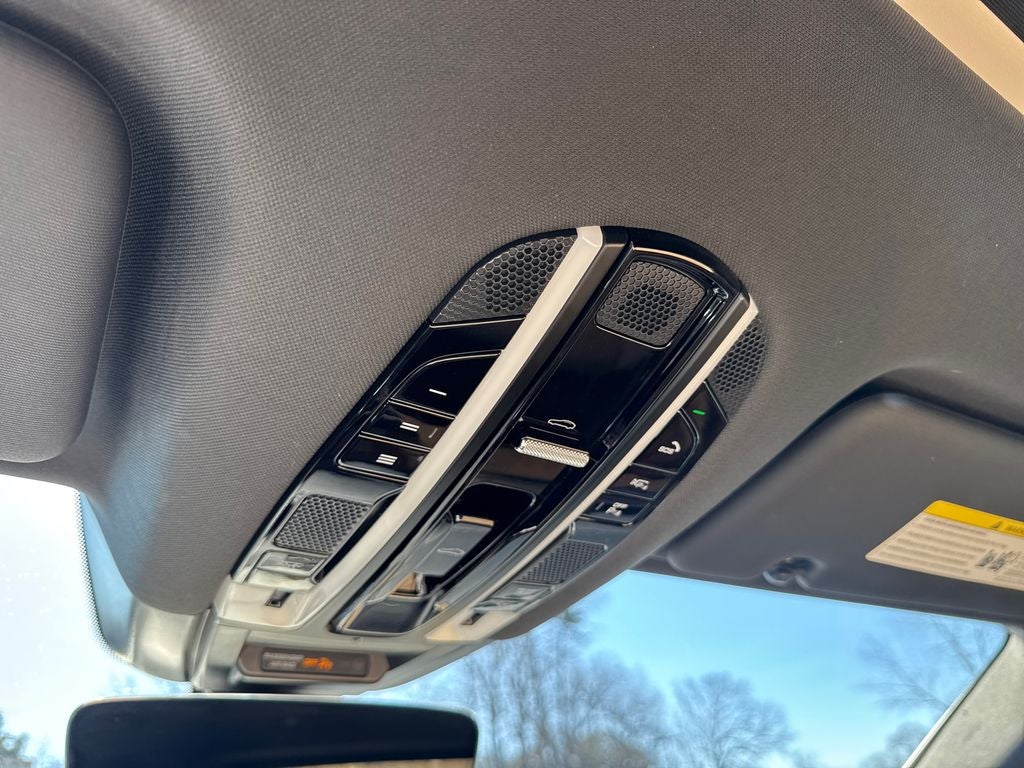 2023 Porsche Cayenne Base