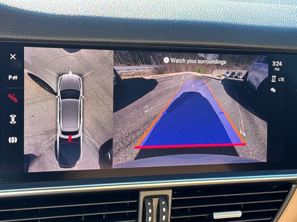 2023 Porsche Cayenne Base