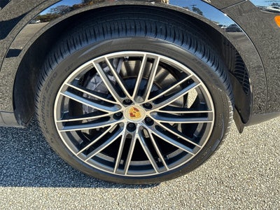 2022 Porsche Cayenne Platinum Edition