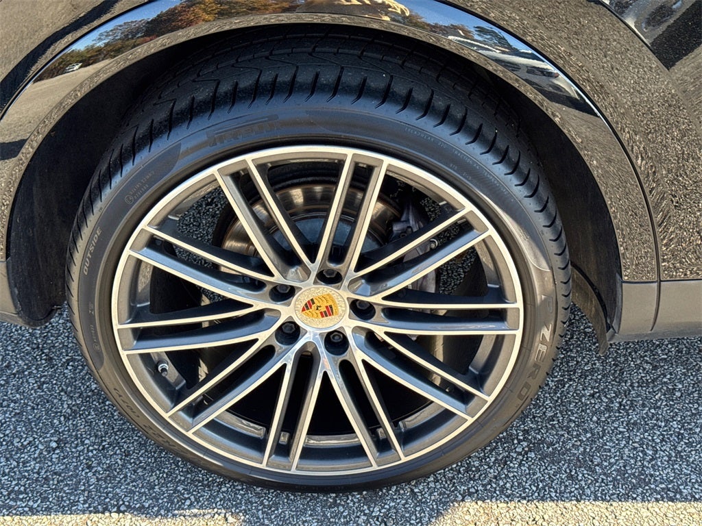 2022 Porsche Cayenne Platinum Edition