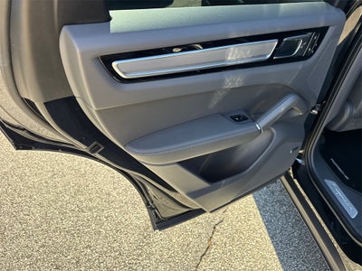 2022 Porsche Cayenne Platinum Edition