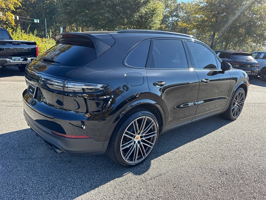 2022 Porsche Cayenne Platinum Edition